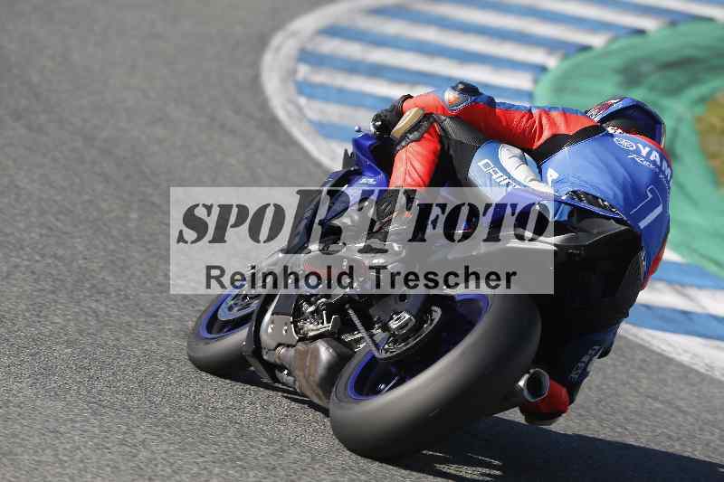 /Archiv-2024/02 29.01.-02.02.2024 Moto Center Thun Jerez/Gruppe rot-red/backside